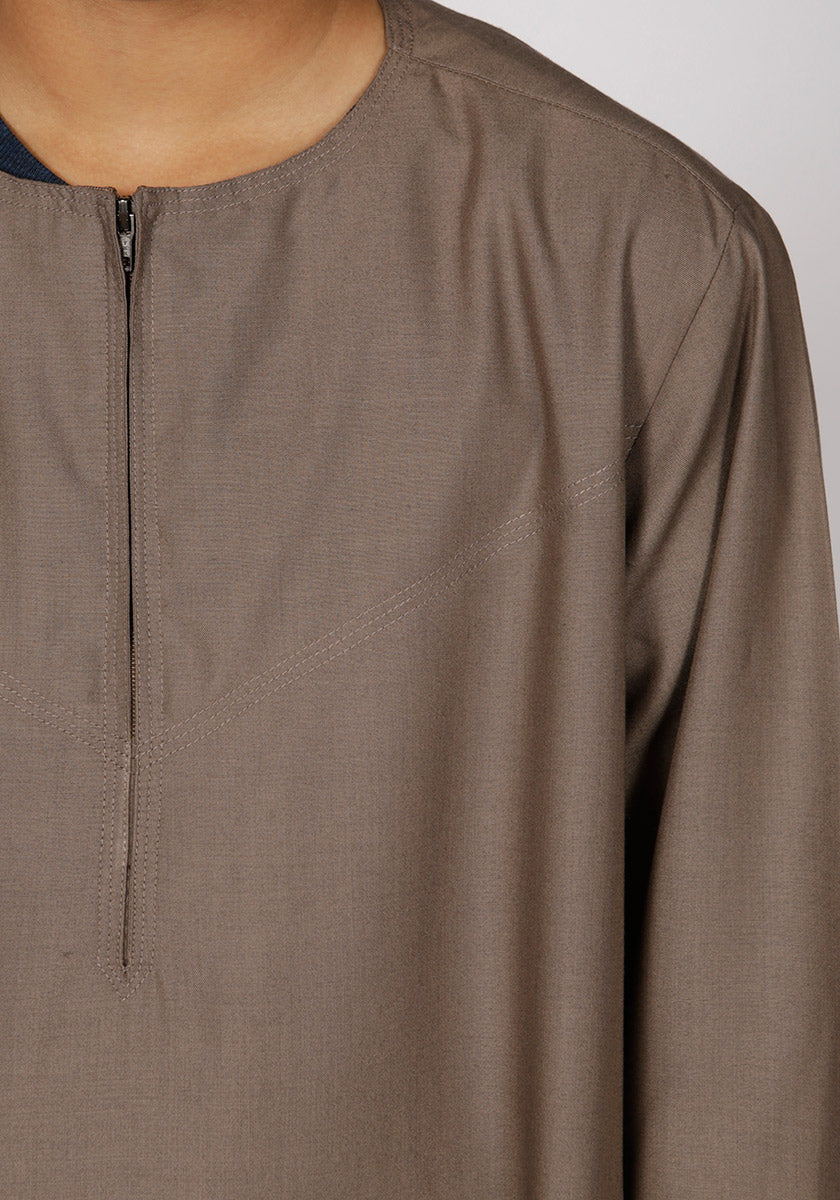Omani Kids Thobe (Mocha) - Thobe London