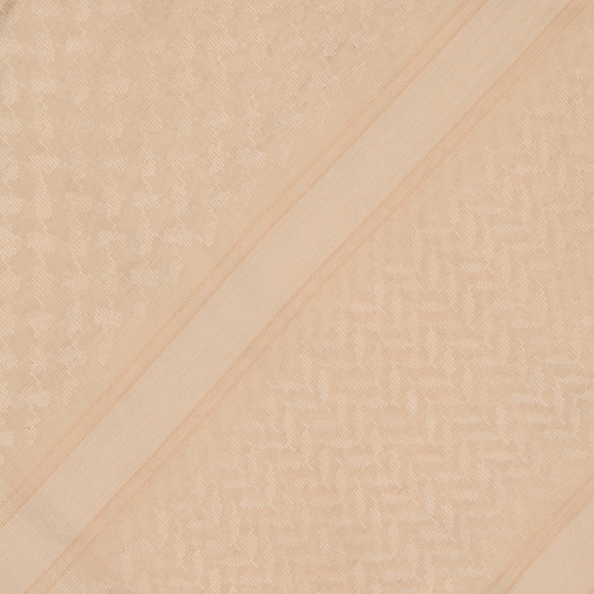 Arabian headscarf with Premium Ivory Embroidery Shemagh
