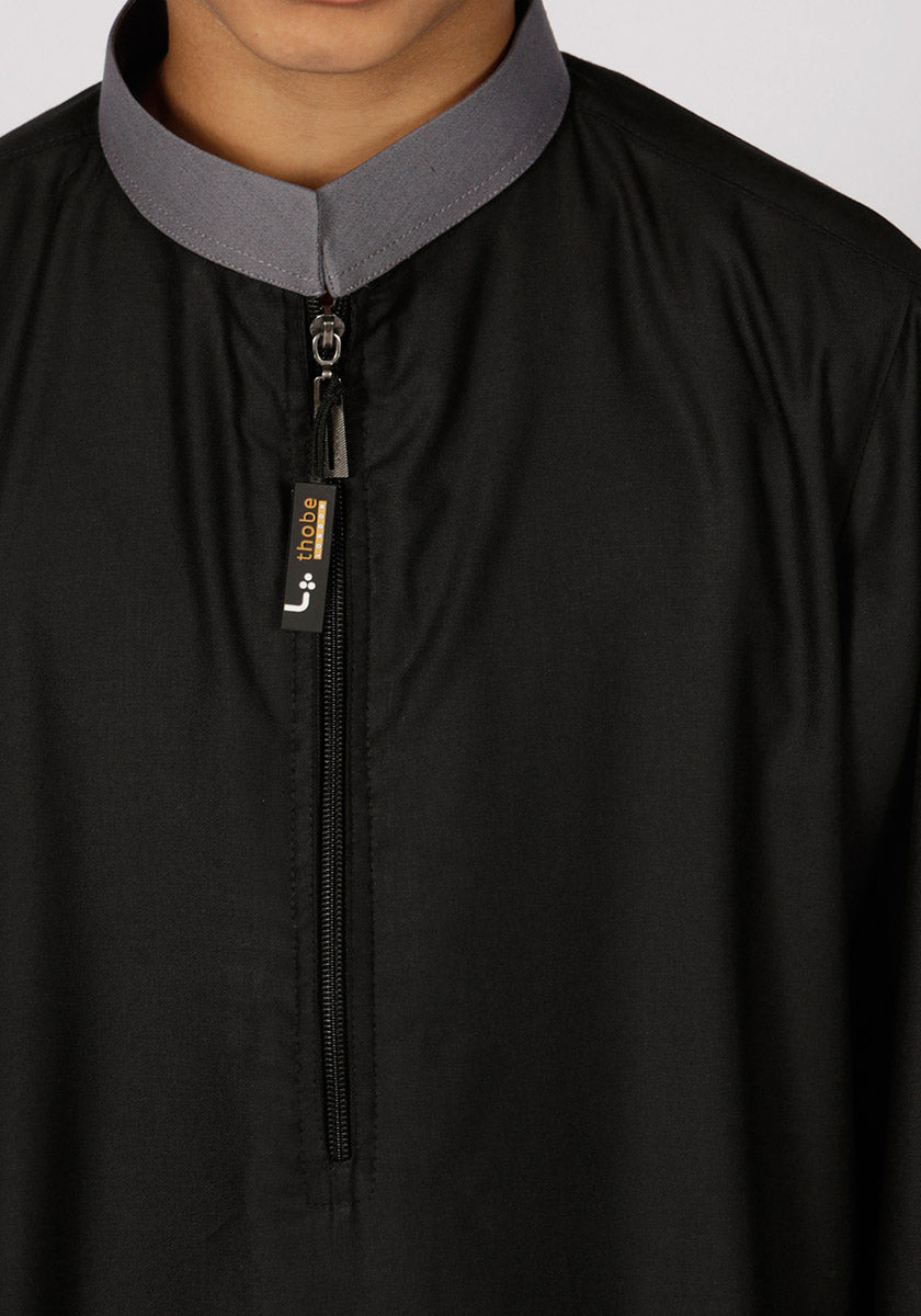Contrast Collar Kids Thobe (Black) - Thobe London