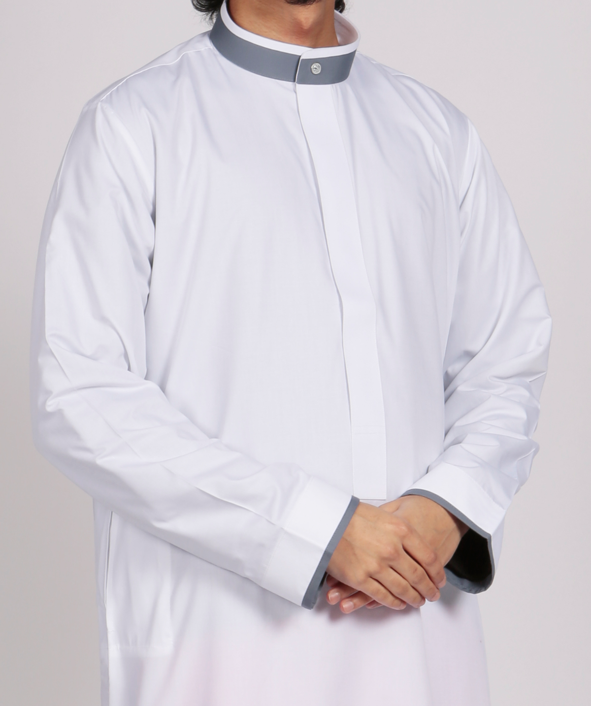 Smart Saudi thobe with mandarin Collar - Thobe London