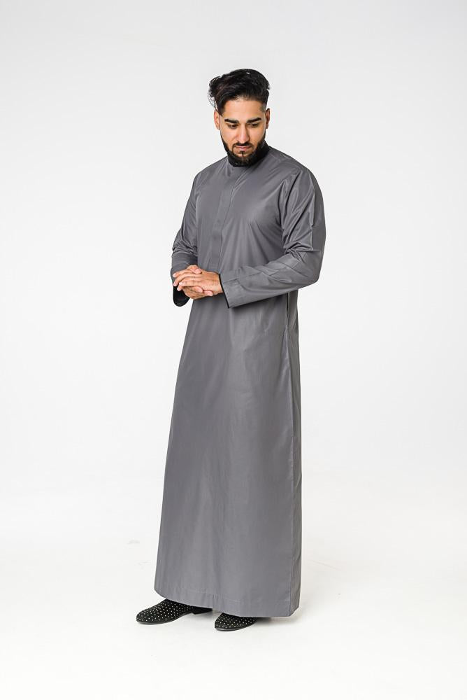 Smart Saudi thobe with mandarin Collar - Thobe London